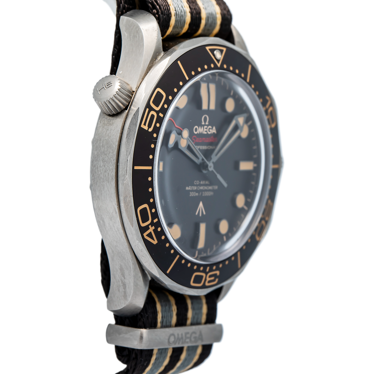 Omega Seamaster Diver 007 210.92.42.20.01.001 Titanium Auto Men's Watch 42mm